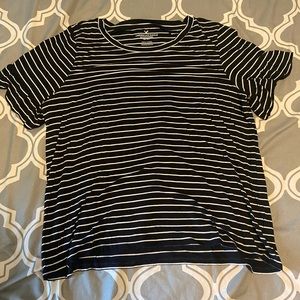 Striped American eagle tee with flared sleeve details. Size medium